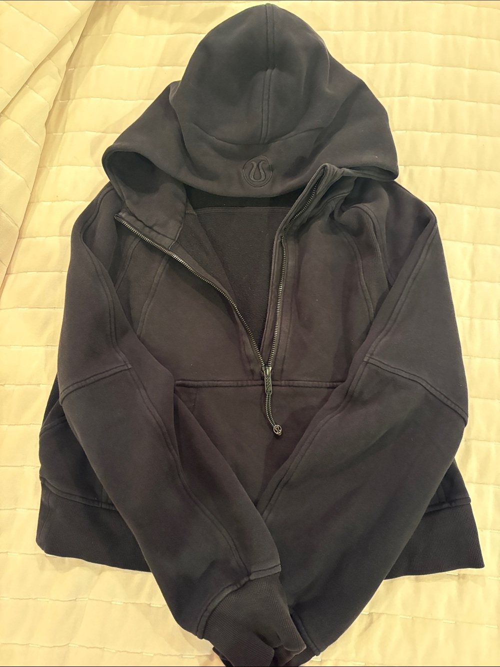 Lululemon Black Half-Zip Scuba